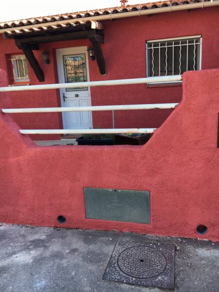 Peindre sa clôture maison