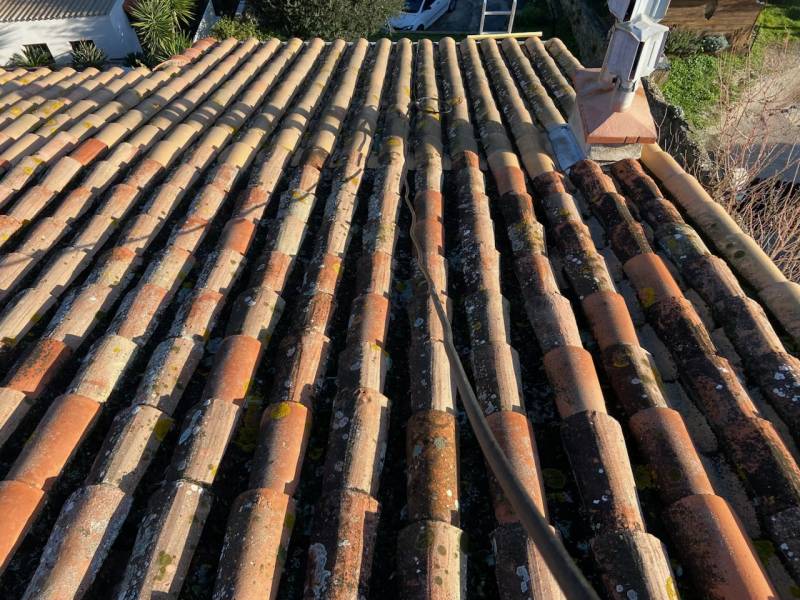 couvreur professionnel pour hydrofugation de toiture près de Sanary 83