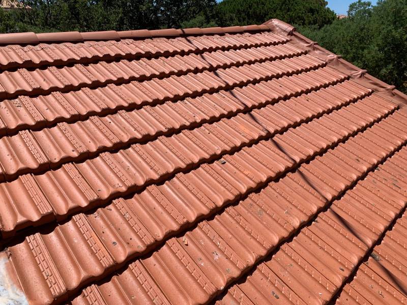 Rénovation de toiture avec remplacement de liteaux à Six Fours par BCH Rénovation