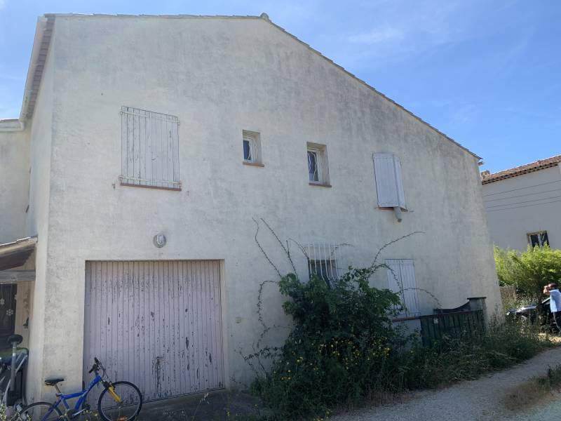 Façade à Six Fours les Plages