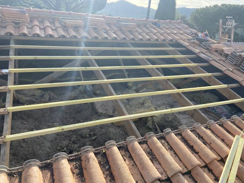 remplacement de liteaux à Pierrefeu