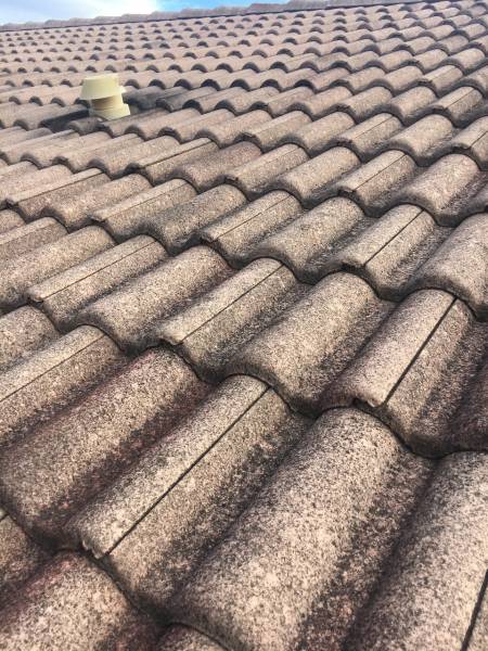 prix moyen pour le nettoyage de toiture