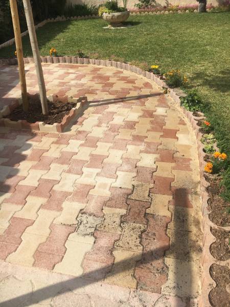 pavé autobloquant en forme de H pour terrasse à Fréjus