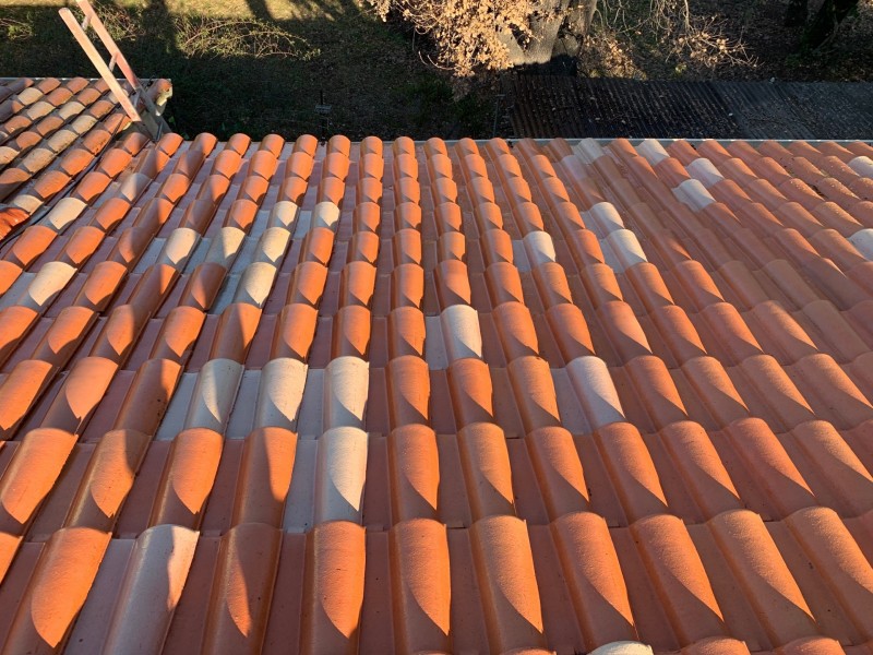 Tuiles nettoyées et hydrofugées La Garde